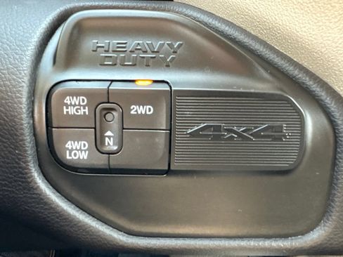 Used 2023 RAM 2500 Laramie AWD/4WD image 36
