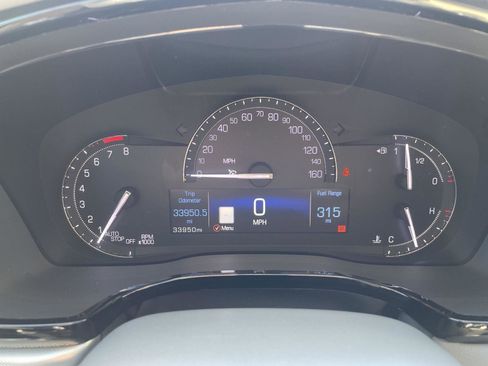 Used 2019 Cadillac XT5 Luxury FWD image 2