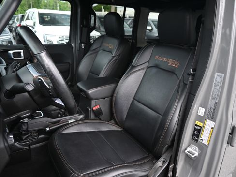 Used 2021 Jeep Wrangler Unlimited Rubicon AWD/4WD image 47