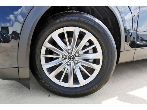 Used 2025 MAZDA CX-90 Plug-In Hybrid w/ Preferred image 31