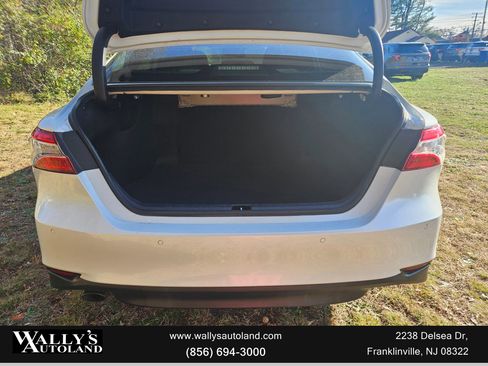 Used 2020 Toyota Camry XLE w/ Driver Assist Package image 14