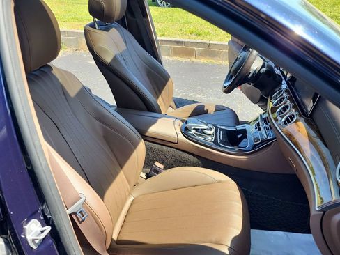 Used 2018 Mercedes-Benz E 300 4MATIC image 17