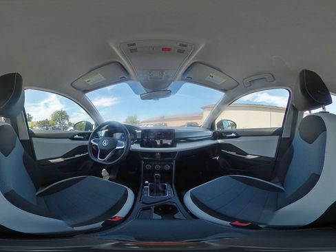 Used 2026 Volkswagen Taos S FWD image 41