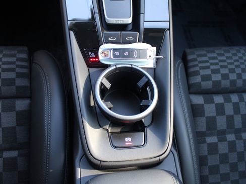 New 2026 Porsche 911 Carrera image 25