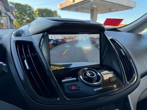 Used 2016 Ford C-MAX Energi SEL w/ Equipment Group 302A image 36