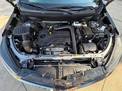 Used 2023 Chevrolet Equinox RS FWD image 36
