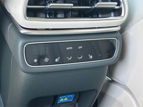 New 2026 Genesis GV80 2.5T Prestige image 23