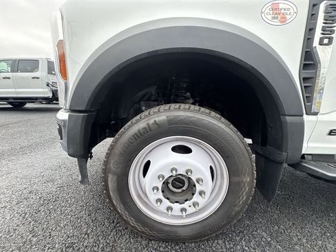 Used 2025 Ford F550 4x4 Crew Cab Super Duty image 10