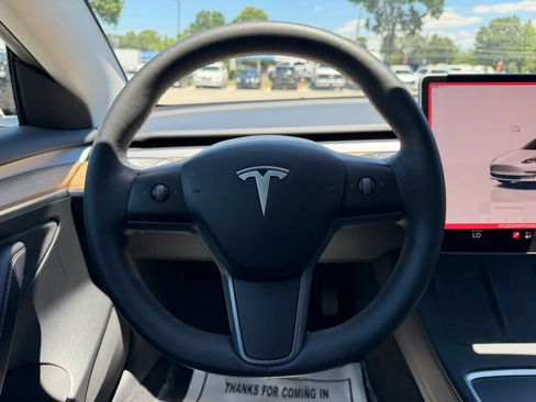 Used 2023 Tesla Model 3 Standard Range RWD image 11