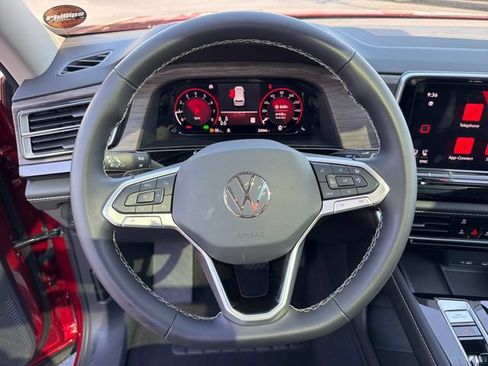 Used 2024 Volkswagen Atlas SEL AWD/4WD image 14