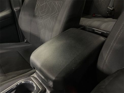 Used 2018 Toyota Tacoma SR5 image 26