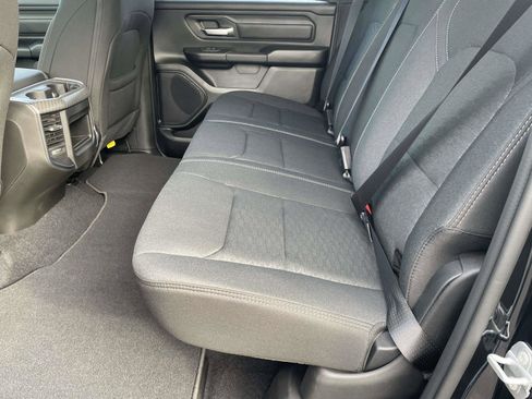 New 2026 RAM 1500 Express AWD/4WD image 8