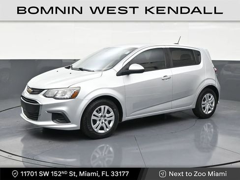 Used 2020 Chevrolet Sonic LT image 1