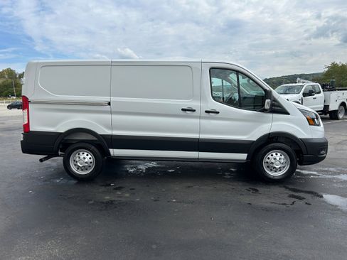 New 2025 Ford Transit 250 250 Low Roof All Wheel Drive image 12