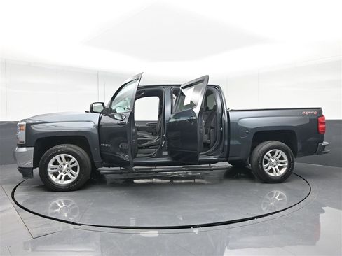 Used 2017 Chevrolet Silverado 1500 LT w/ All Star Edition image 40