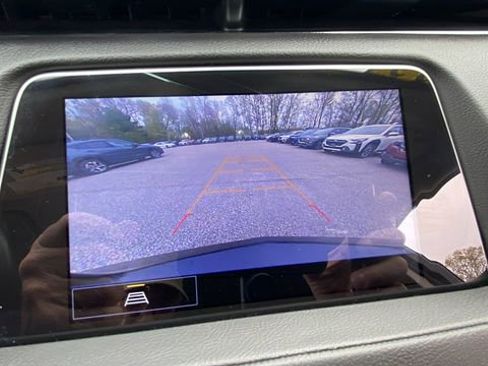 Used 2023 Cadillac XT4 Luxury AWD/4WD image 26