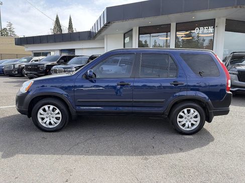 Used 2005 Honda CR-V EX image 2