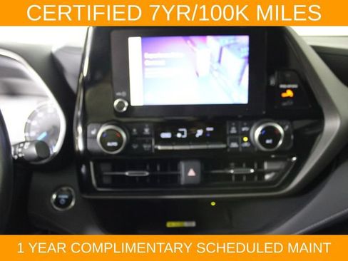 Used 2023 Toyota Highlander XLE AWD/4WD image 24