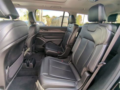 Used 2021 Jeep Grand Cherokee L Limited image 17