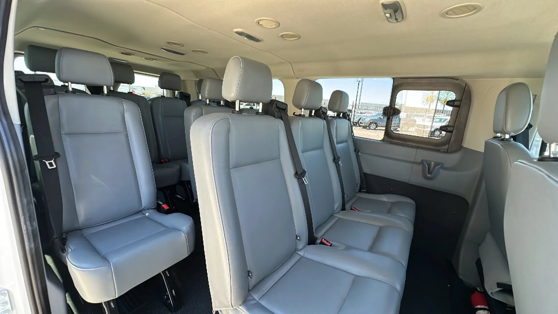 Used 2016 Ford Transit 350 XL RWD image 11