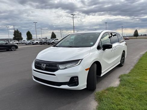 New 2026 Honda Odyssey Sport-L image 7