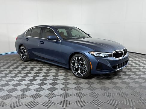 Used 2026 BMW 330i Sedan w/ Premium Package RWD image 7