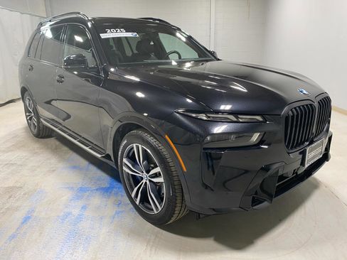 Certified 2025 BMW X7 xDrive40i w/ M Sport Package image 4