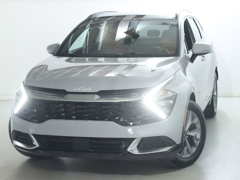 Used 2023 Kia Sportage SX FWD image 3