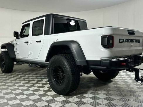 Used 2021 Jeep Gladiator Rubicon image 6