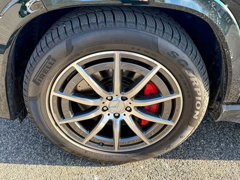 Used 2023 Mercedes-Benz GLS 63 AMG 4MATIC image 10