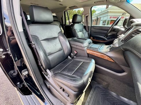 Used 2016 Chevrolet Tahoe LTZ AWD/4WD image 12