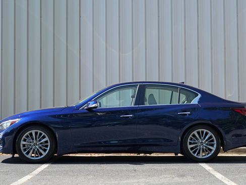 Used 2022 INFINITI Q50 Luxe w/ Cargo Package RWD image 8