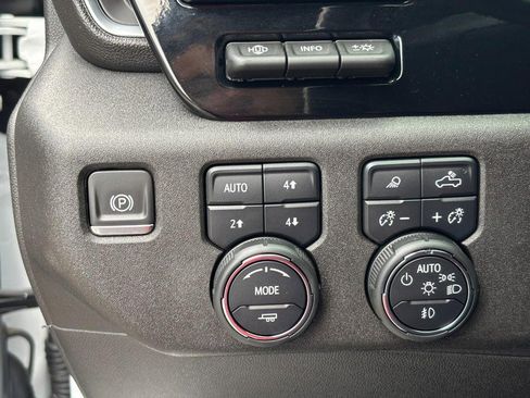 Used 2024 Chevrolet Silverado 3500 High Country w/ High Country Premium Package image 14