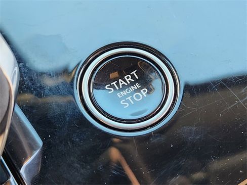 Used 2024 Land Rover Range Rover Sport Dynamic SE image 21