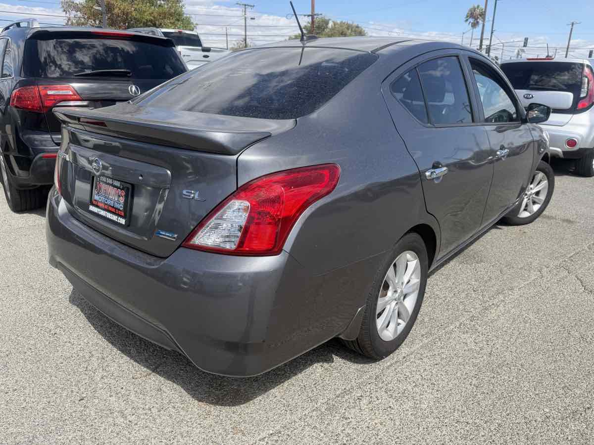 Used 2016 Nissan Versa FWD image 5