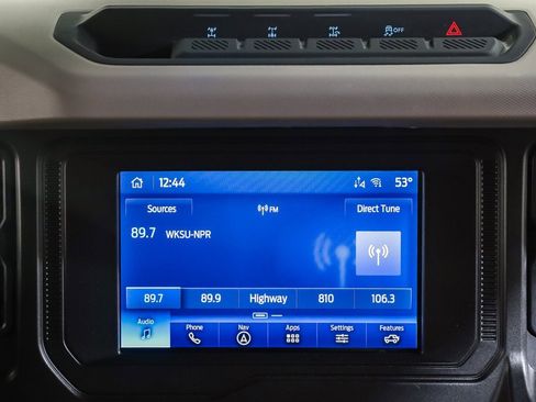 Used 2023 Ford Bronco Wildtrak image 15