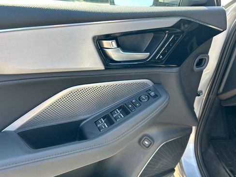 Certified 2026 Acura MDX FWD image 19