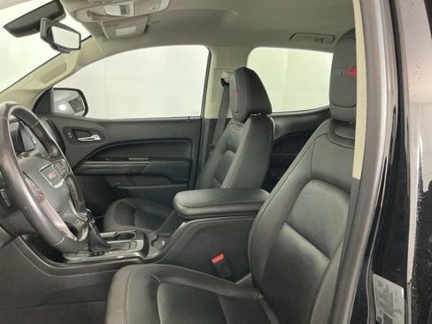 Used 2022 GMC Canyon AT4 image 13