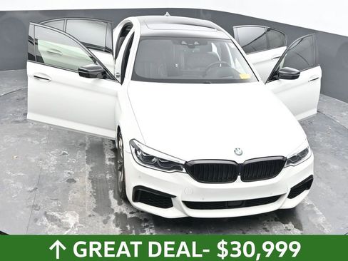 Used 2018 BMW M550i xDrive image 87