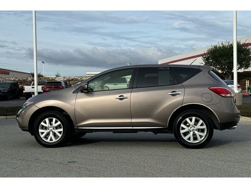 Used 2013 Nissan Murano S image 7