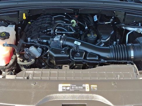 Used 2023 Jeep Grand Cherokee L Limited w/ Luxury Tech Group II AWD/4WD image 29