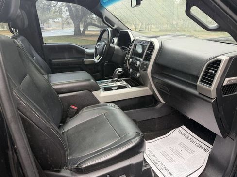 Used 2017 Ford F150 Lariat image 20
