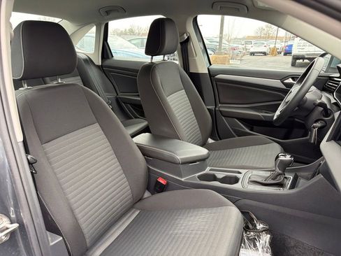 Used 2025 Volkswagen Jetta S image 26