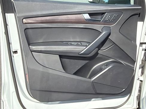 Used 2021 Audi Q5 2.0T Premium Plus w/ Premium Plus Package image 10