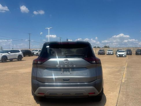 Used 2023 Nissan Rogue SV FWD image 19