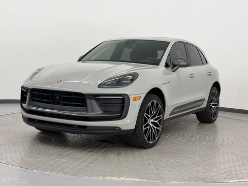 Certified 2023 Porsche Macan Turbo AWD/4WD image 1