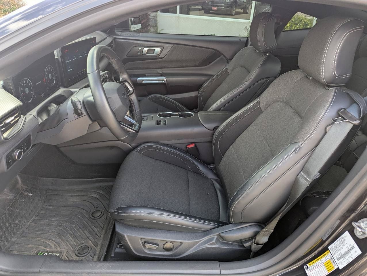 Used 2024 Ford Mustang Coupe RWD image 11