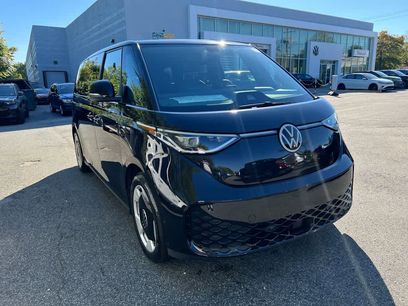 New 2025 Volkswagen ID. Buzz Pro S