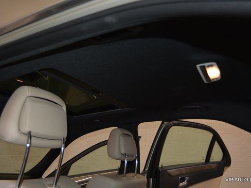 Used 2010 Mercedes-Benz E 350 4dr Sedan E 350 Sport RWD image 22