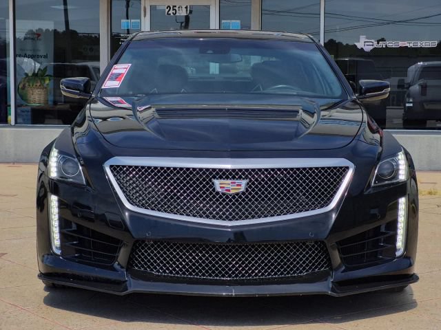 Used 2016 Cadillac CTS V w/ Luxury Package RWD image 2